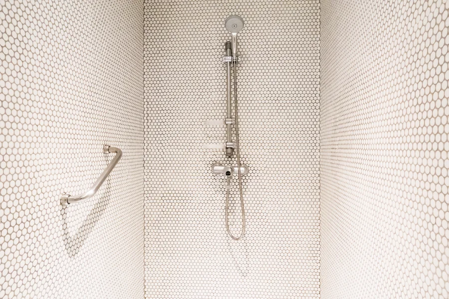 How Shower Grab Handles Improve Accessibility for Seniors How Shower Grab Handles Improve Accessibility for Seniors
